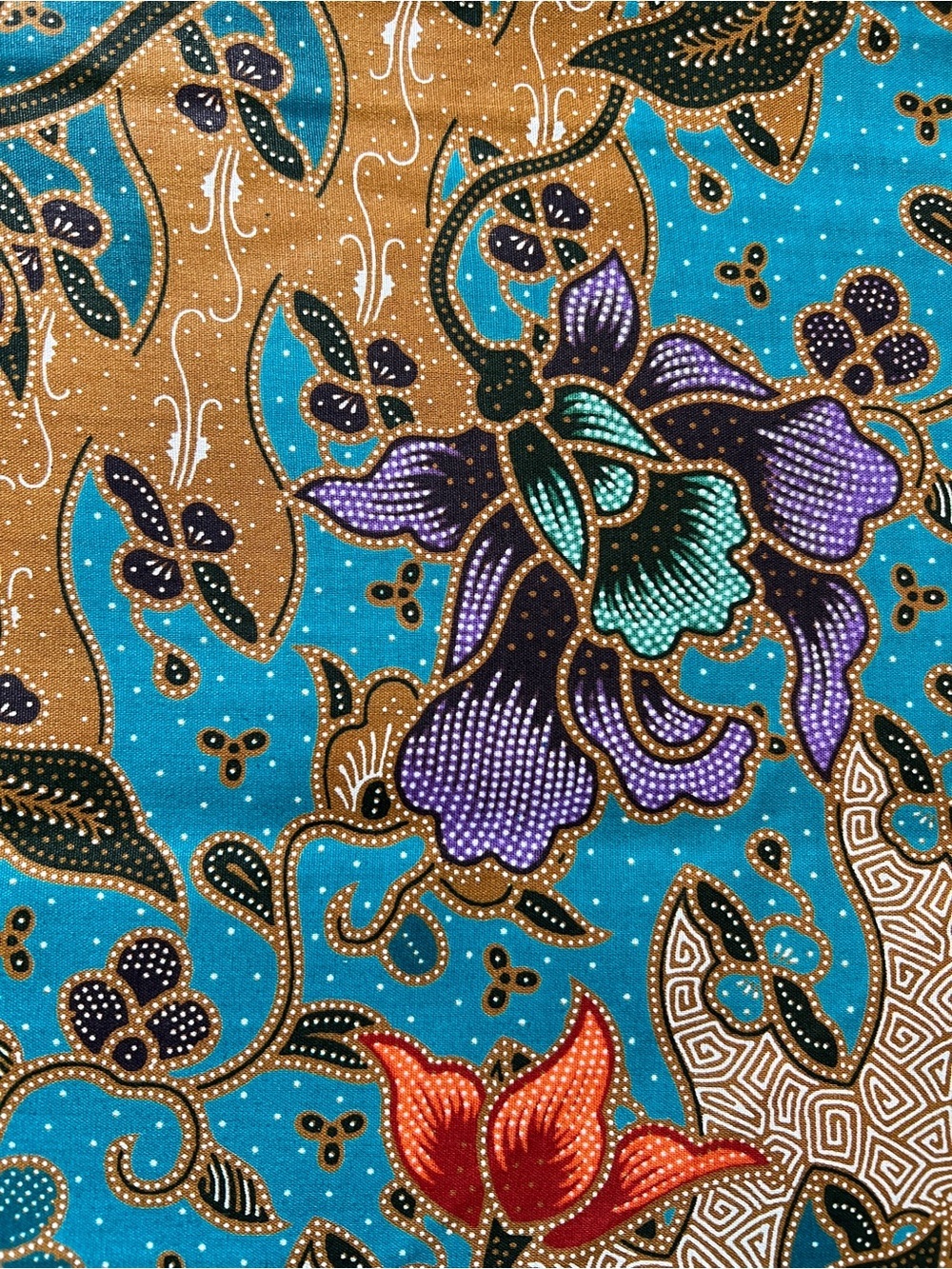 Batik Ratna Dewi Teal Cotton Fabric with Gold Vine Motif 2 meters - Picture 4 of 10